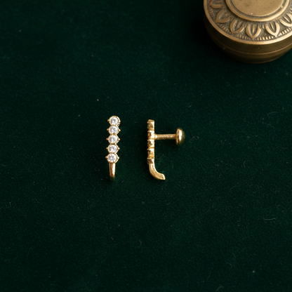 DIAMOND ISAI STUD EARRINGS