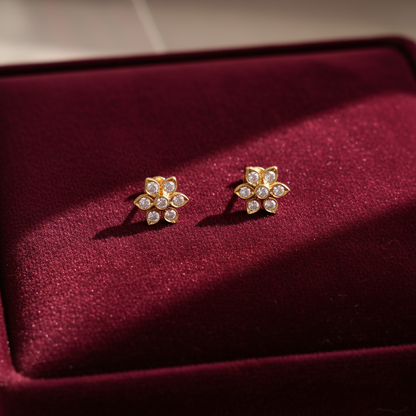 DIAMOND VENBA STUD EARRINGS