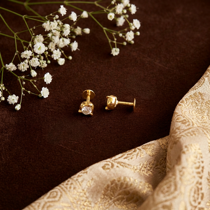 DIAMOND MEERA STUD EARRINGS