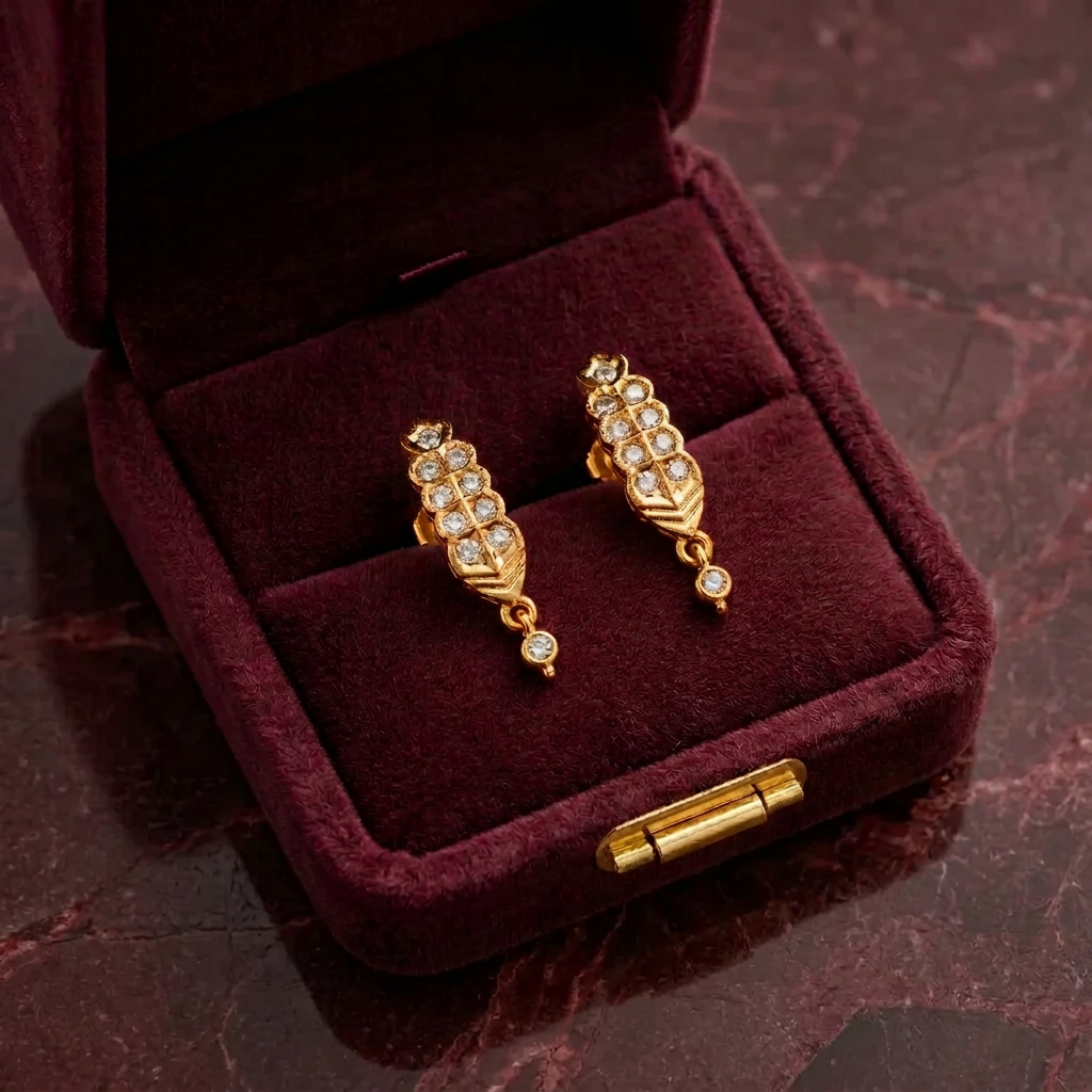 DIAMOND JAMILA STUD EARRINGS