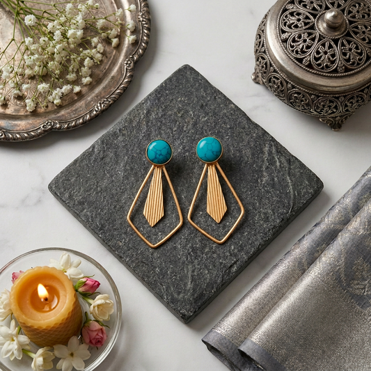 TURQUOISE TYE STONE EARRINGS