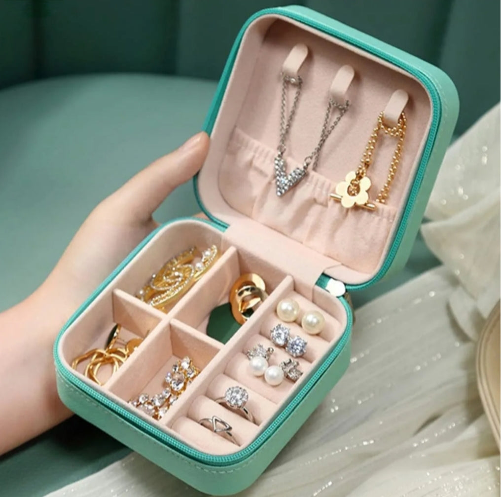 MINT TRAVEL JEWELLERY BOX