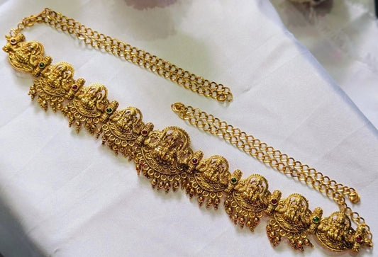 GOLD POLISH AYUSHIKA HIP CHAIN