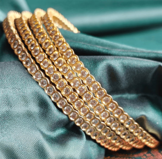 18K GOLD POLISH DIAMOND RIDHU BANGLES