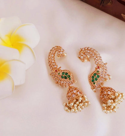 MULTICOLOR SINIHA EARCUFF EARRING