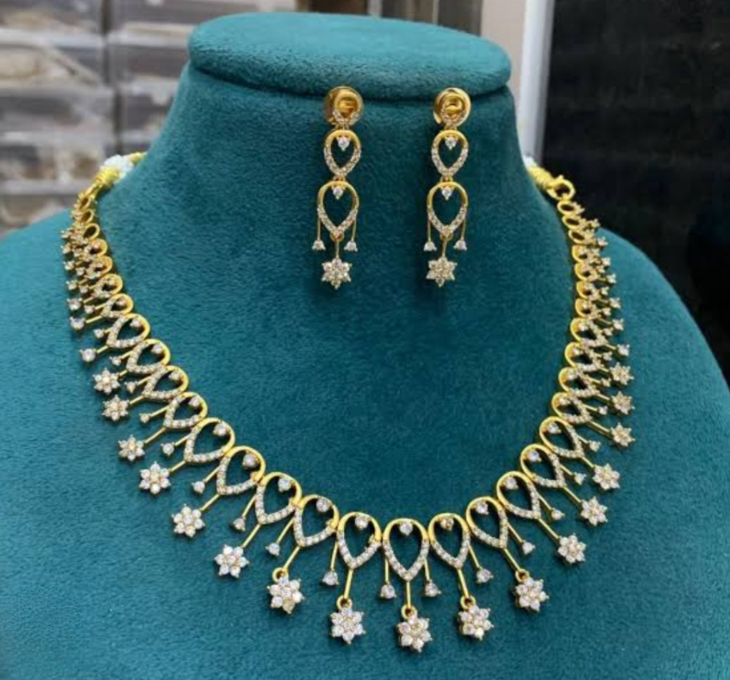 GOLDEN NIRZA ZIRCONIA JEWELLERY SET