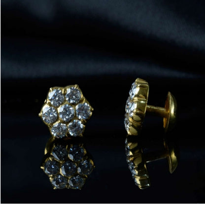 DIAMOND VIBHA STUD EARRINGS