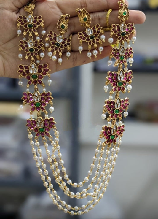 RUBY KANIKA PEARL JEWELLERY SET