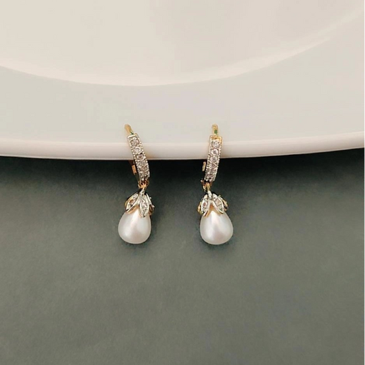 NISHAANA ZIRCONIA EARRINGS