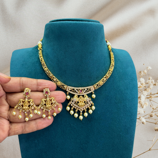 GOLDEN NEERTHI TEMPLE JEWELLERY SET