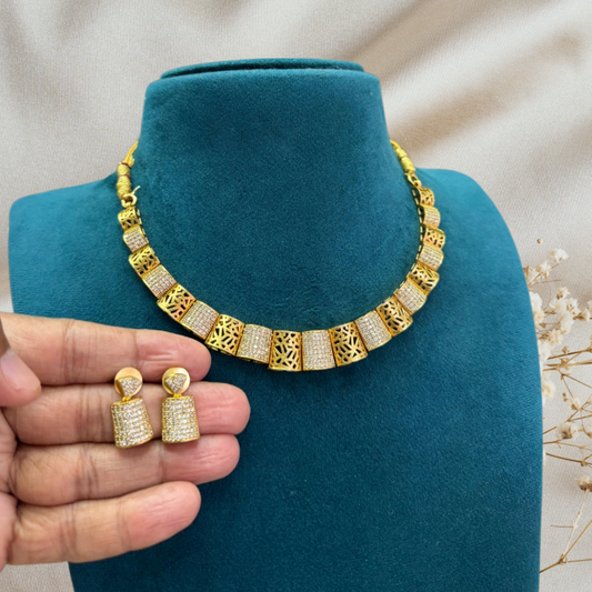 GOLDEN DHEETI ZIRCONIA JEWELLERY SET