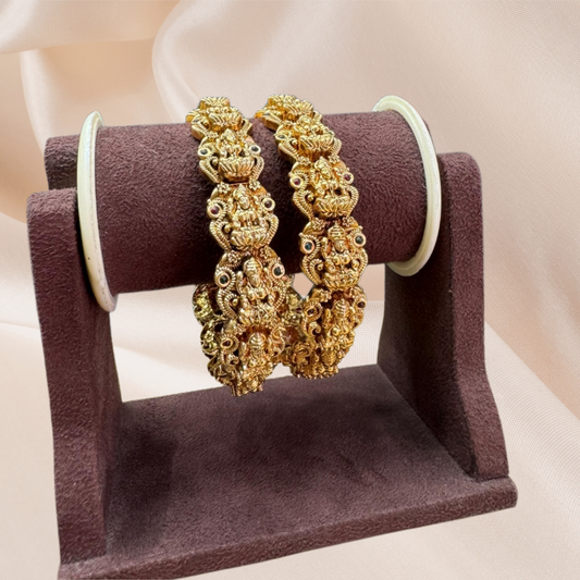 GOLDEN NISVIKA OPENABLE NAGAS BANGLES