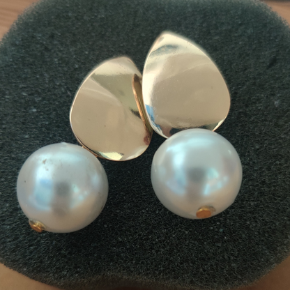 RIWERA PEARL EARRINGS