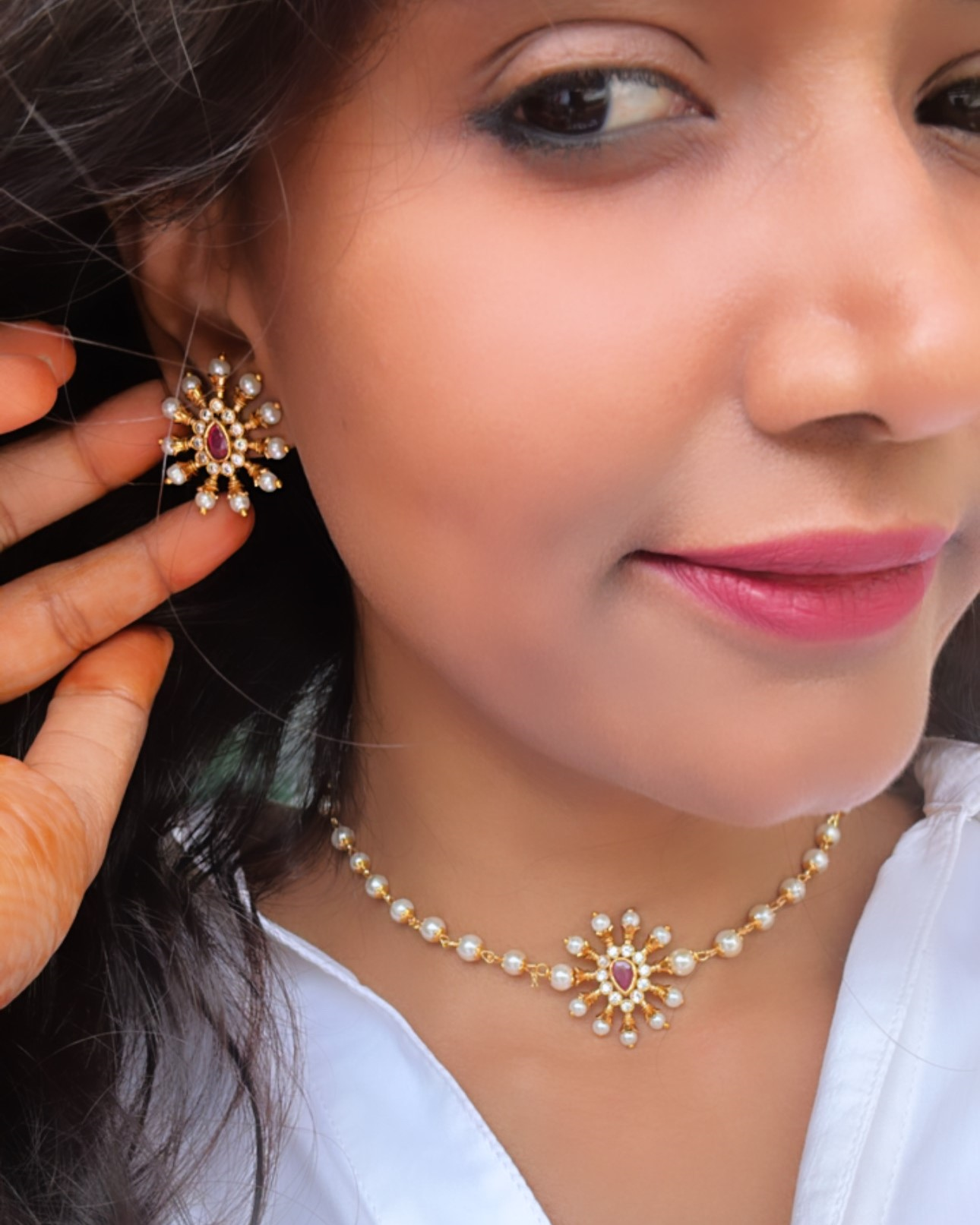 RUBY RYKA PEARLJEWELLERY SET