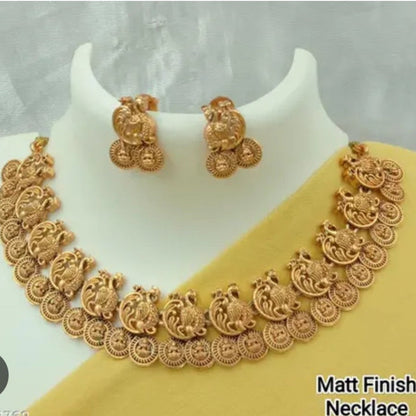 GOLDEN AKALYA TEMPLE JEWELLERY SET