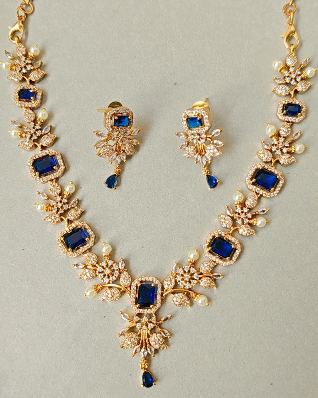 NAVY CHRISTA ZIRCONIA JEWELLERY SET