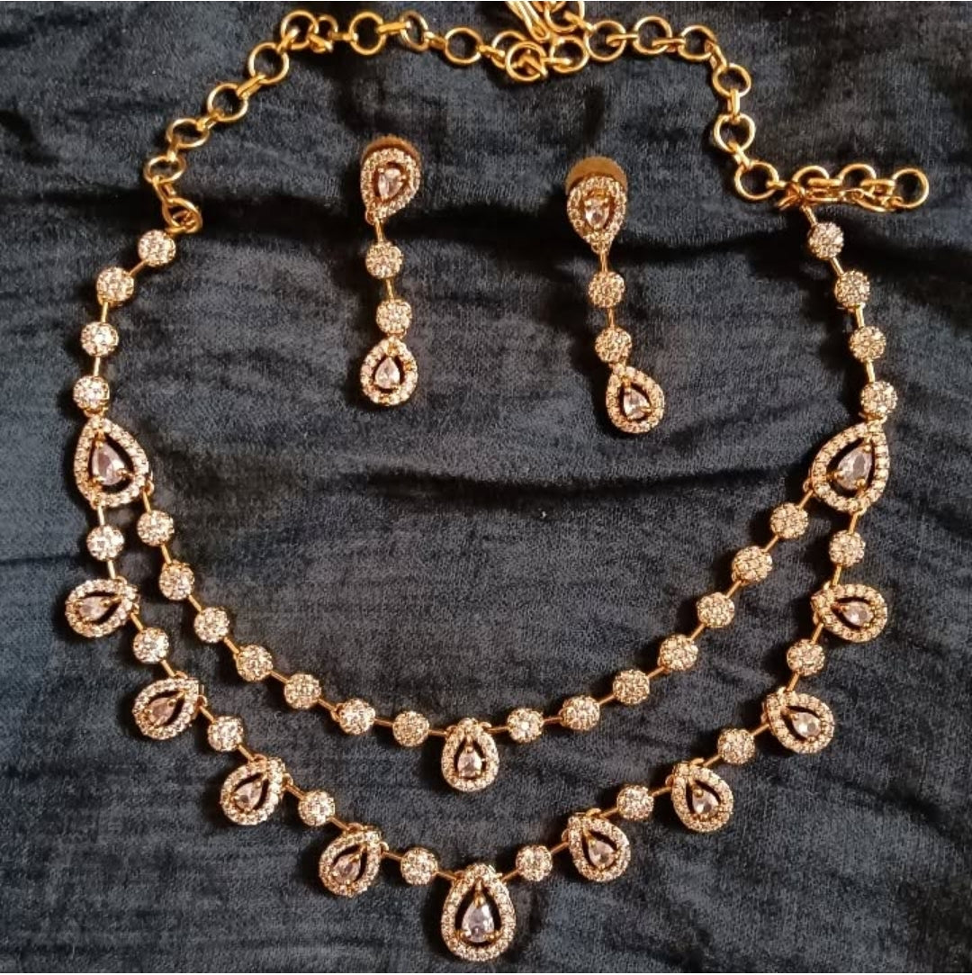 GOLDEN HRIDA ZIRCONIA JEWELLERY SET