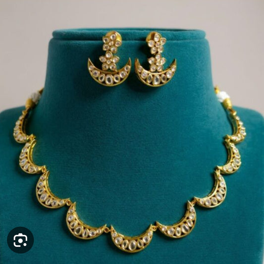 WHITE ARDRA ZIRCONIA JEWELLERY SET