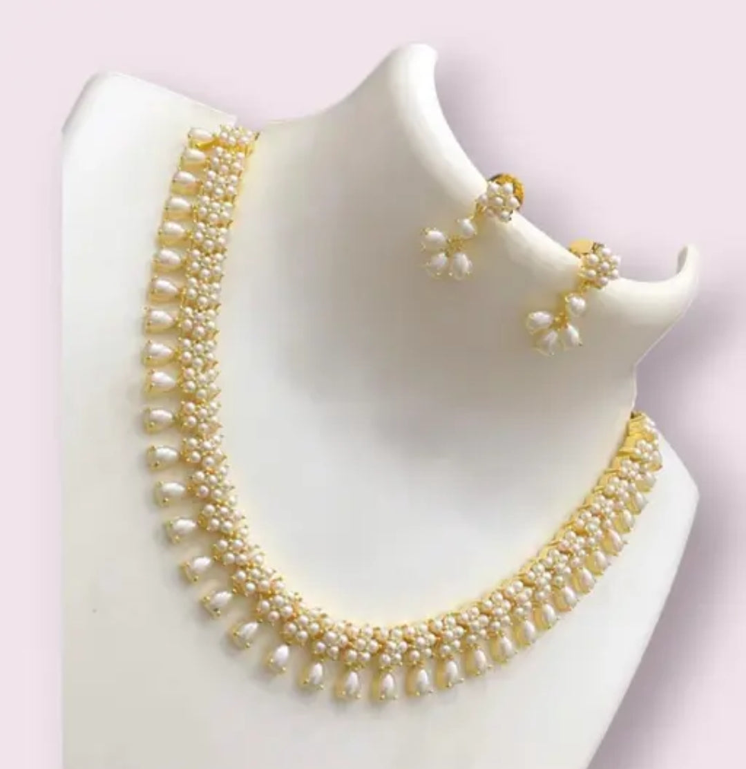 FRESH WATER PEARL FLOWER JEWELLERY SET