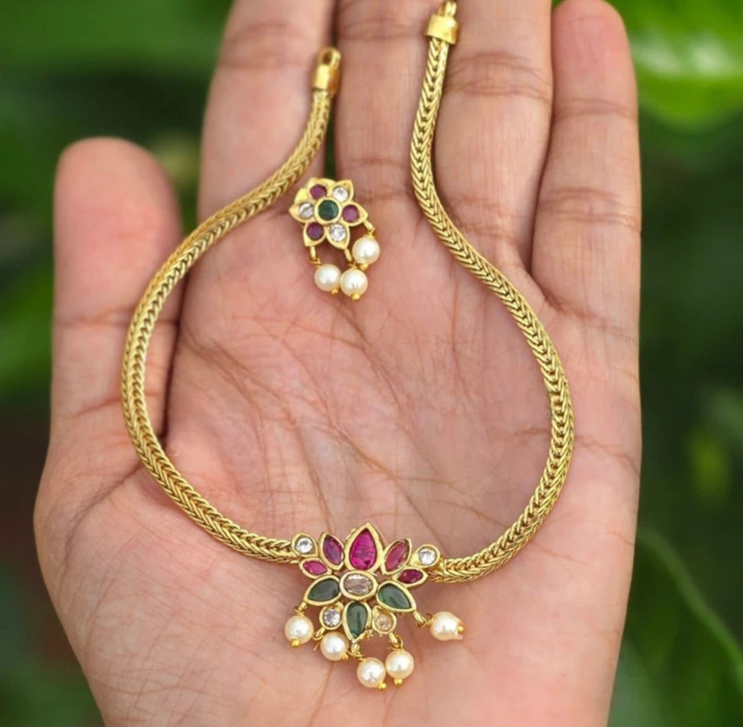 18K GOLD PLATED VAMIKA JEWELLERY SET