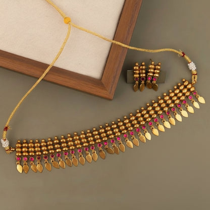 GOLDEN NISHIKA ELAKKATHALI JEWELLERY SET