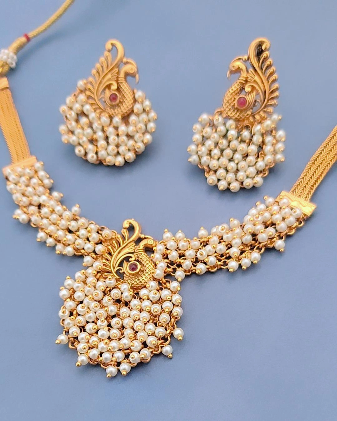 IVORY STUTI TEMPLE JEWELLERY SET