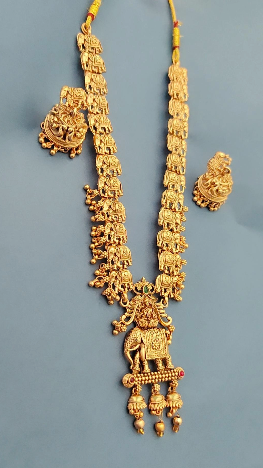 GOLDEN UDYATI TEMPLE JEWELLERY SET