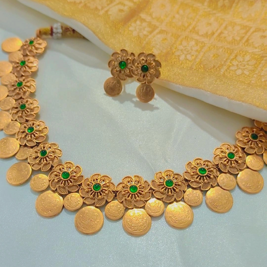 EMERALD VARYA JEWELLERY SET
