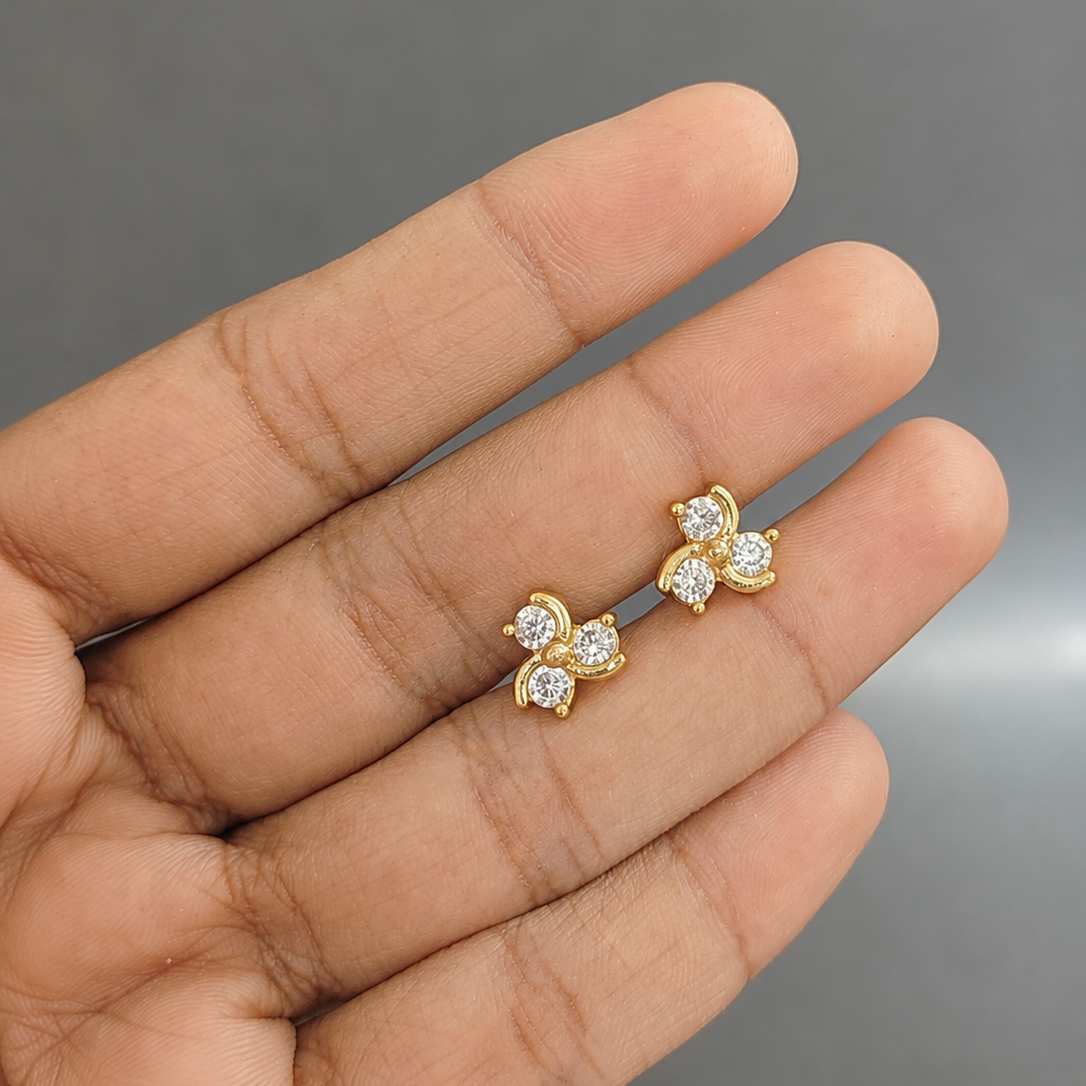 DIAMOND CHINNU STUD EARRINGS