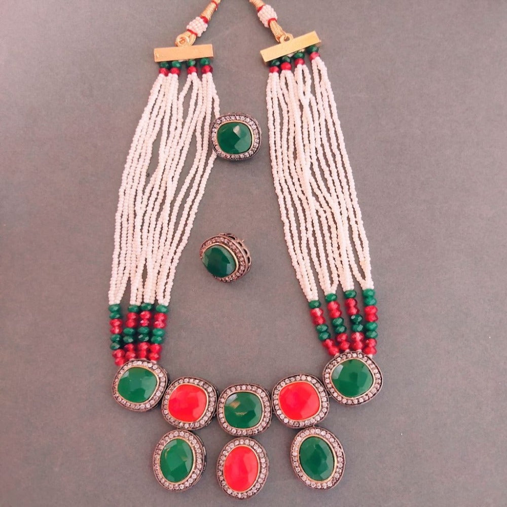Multicolor necklace set