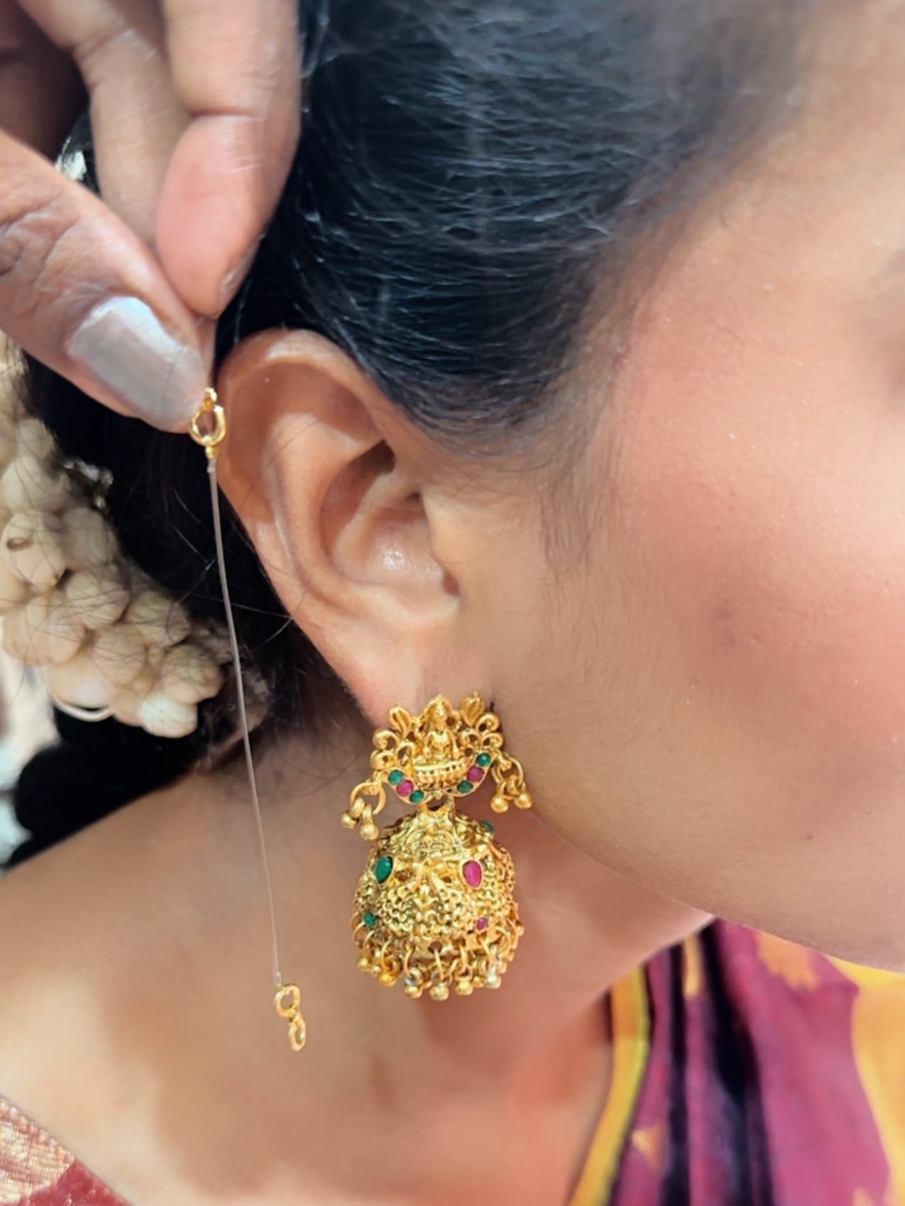 Heavy earrings with chain deals